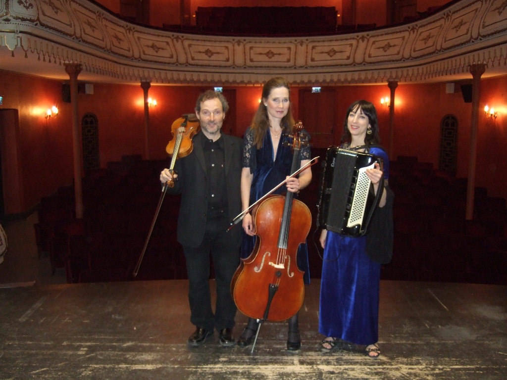 Stahlhammer Klezmer Classic Trio, Nyköpings gamla teater 2013